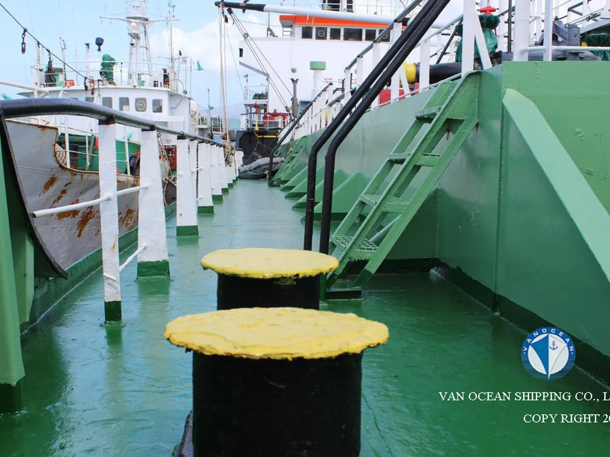 Oil/Chemical tanker for sale