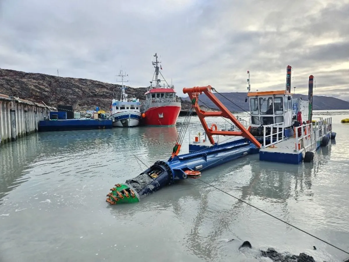 Dredger for sale