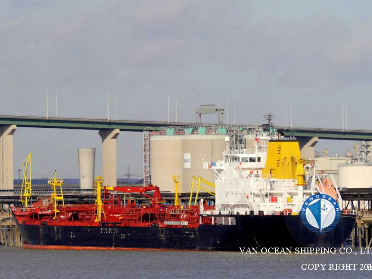 Oil/Chemical tanker for sale