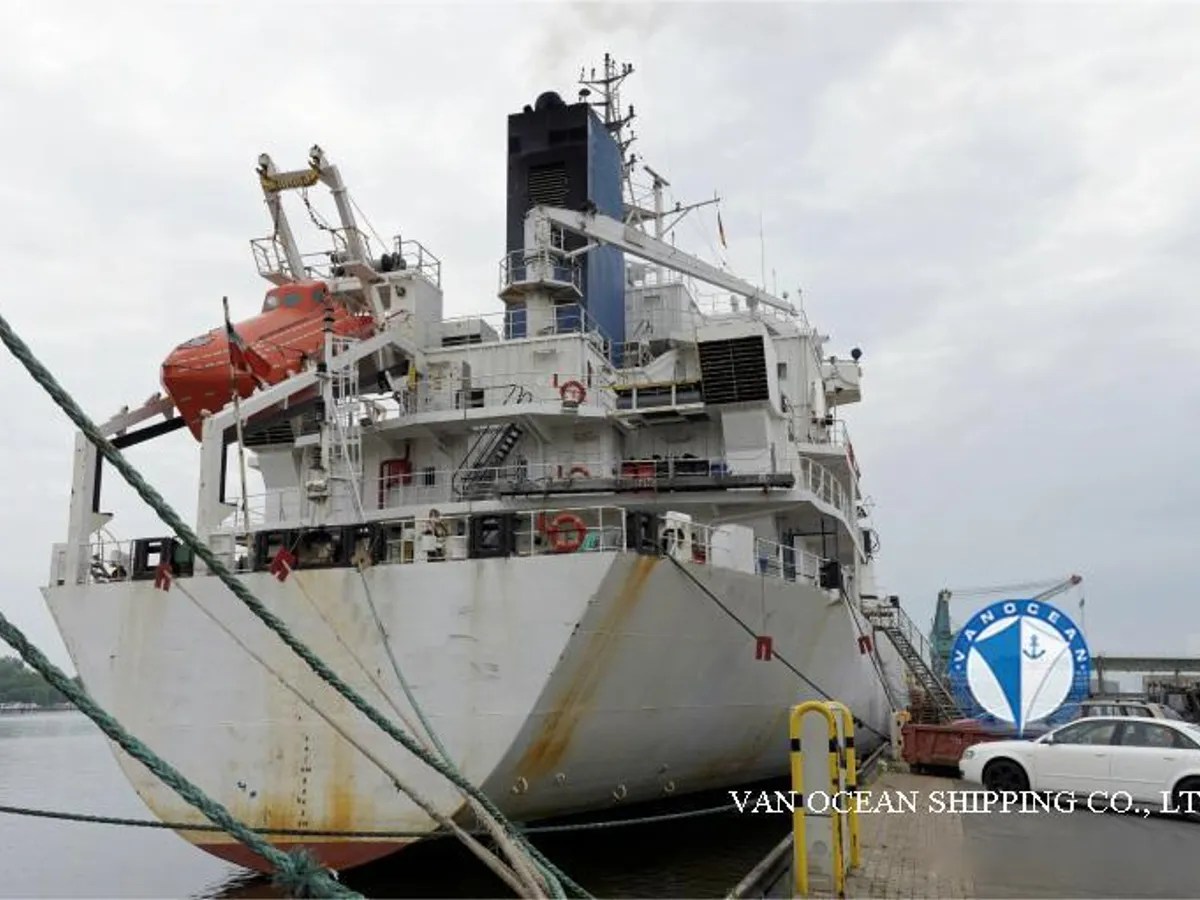 Reefer ship for sale