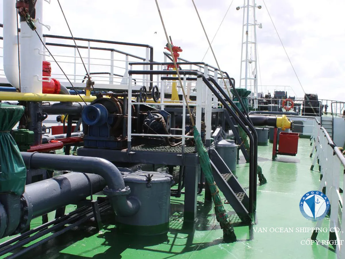 Oil/Chemical tanker for sale