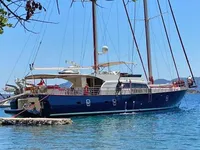 Yacht for sale