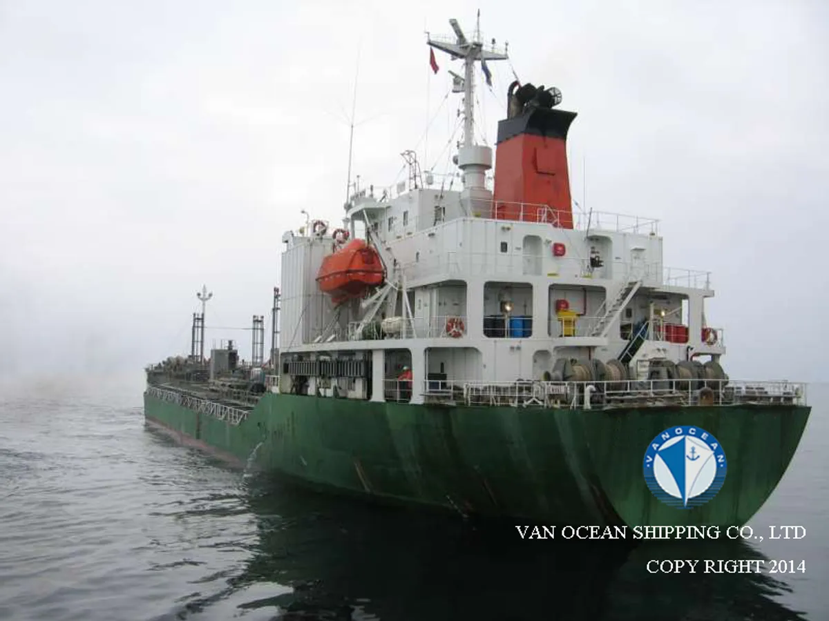 Oil/Chemical tanker for sale