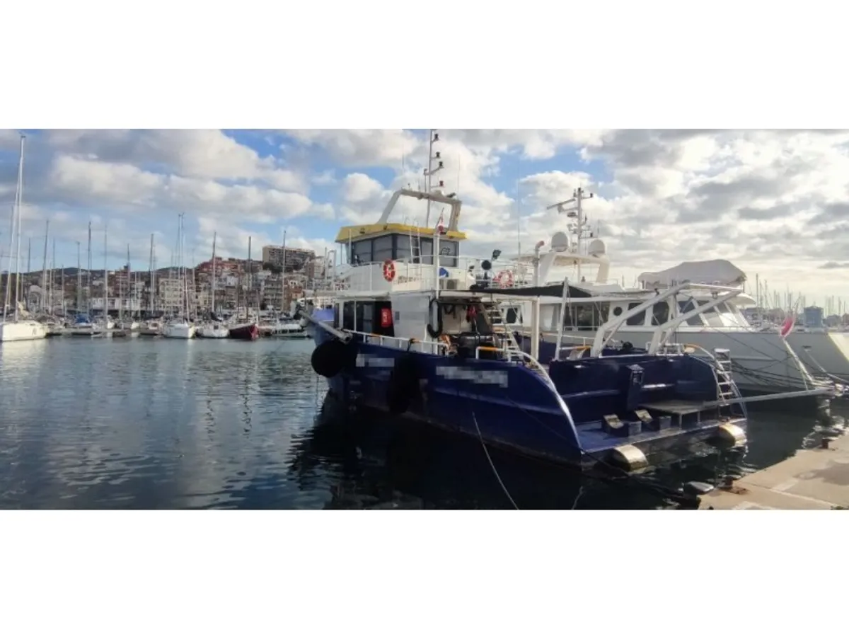 Survey vessel for sale
