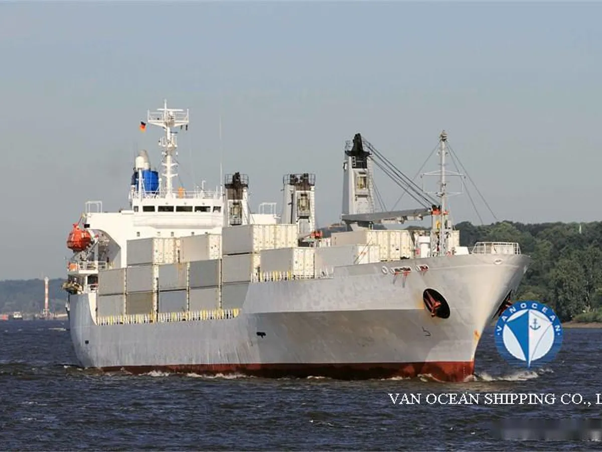 Reefer ship for sale