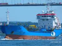 Oil/Chemical tanker for sale