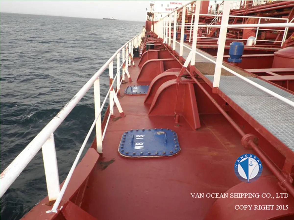 Oil/Chemical tanker for sale