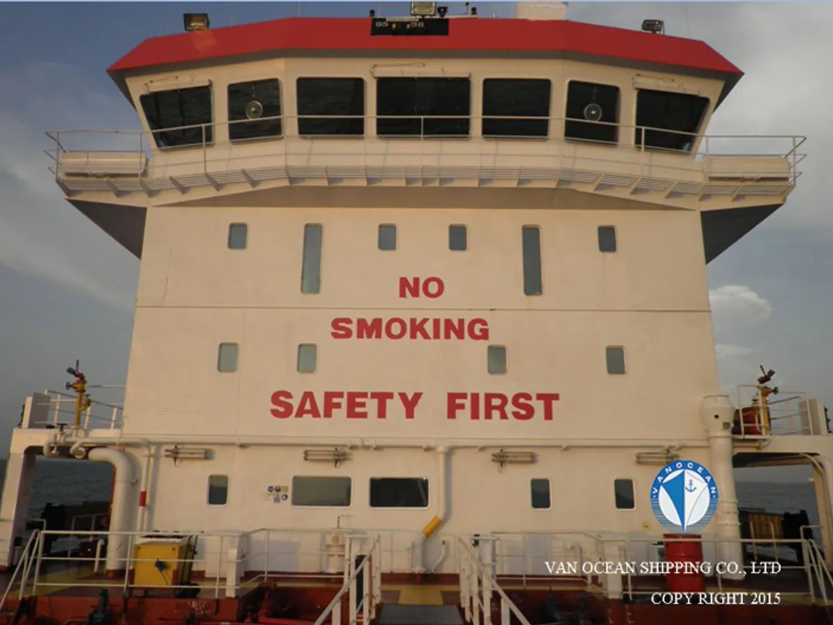 Oil/Chemical tanker for sale