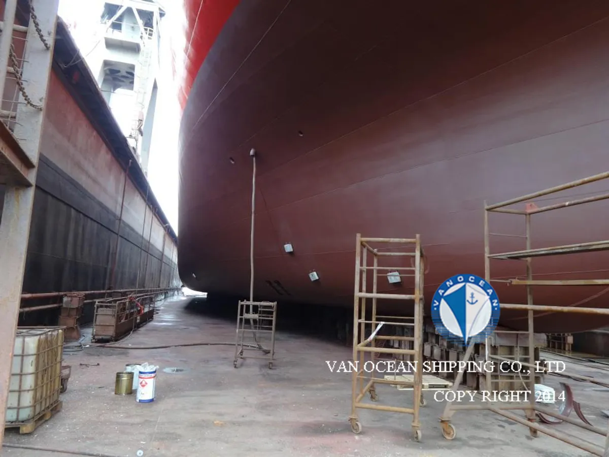 Oil/Chemical tanker for sale