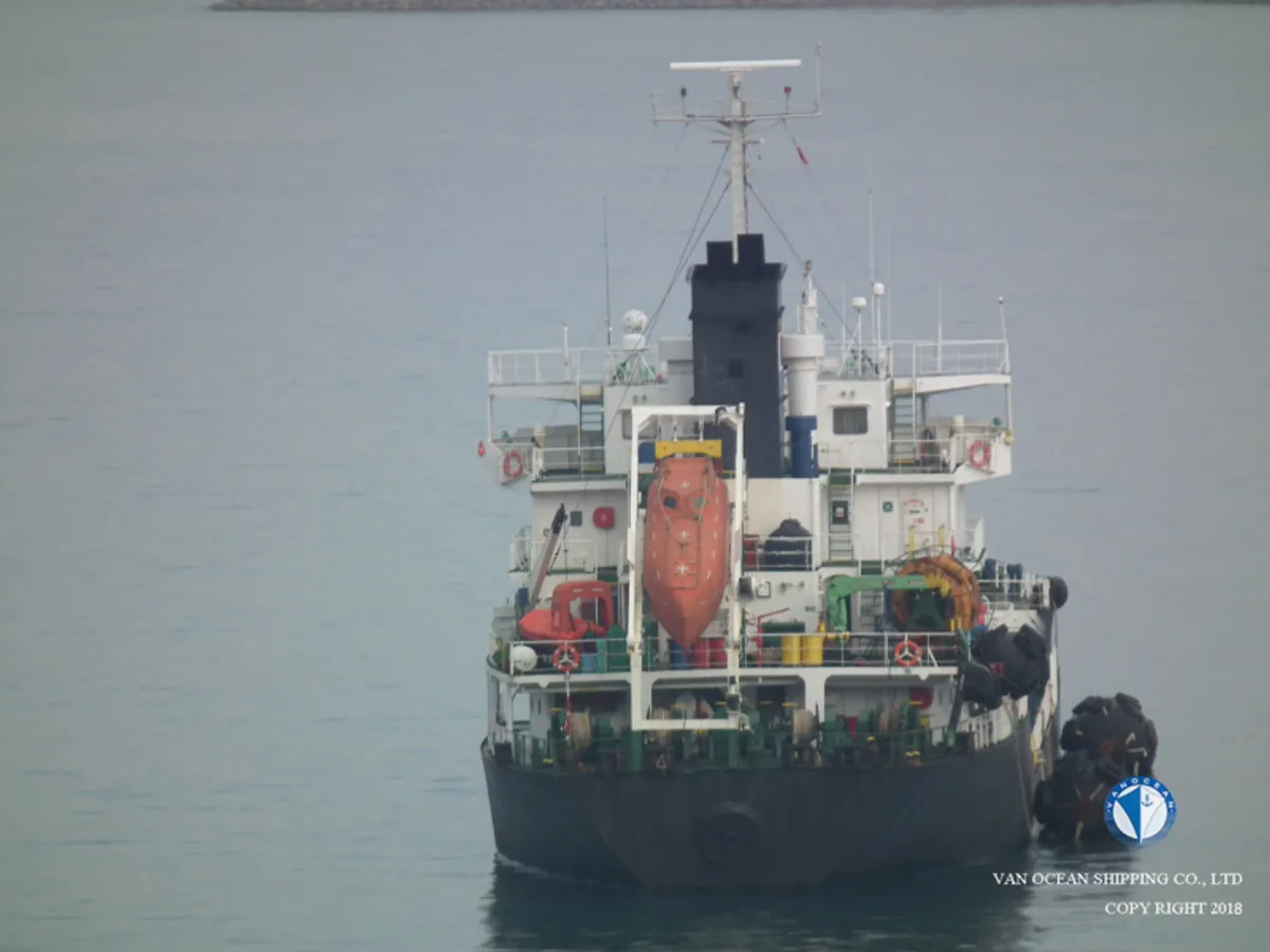 Oil/Chemical tanker for sale