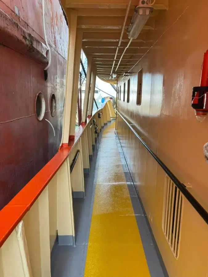 Container ship for sale