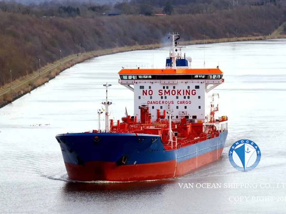 Oil/Chemical tanker for sale
