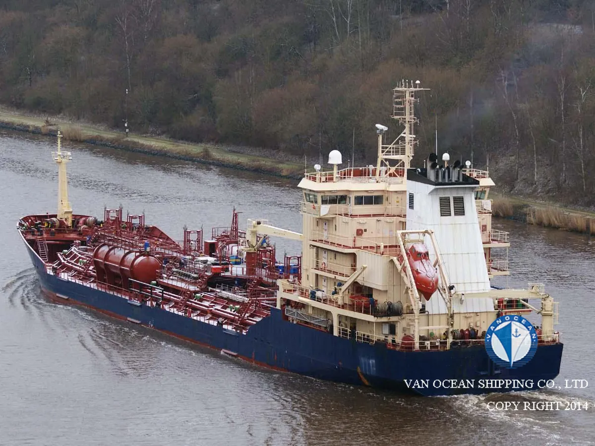 Oil/Chemical tanker for sale