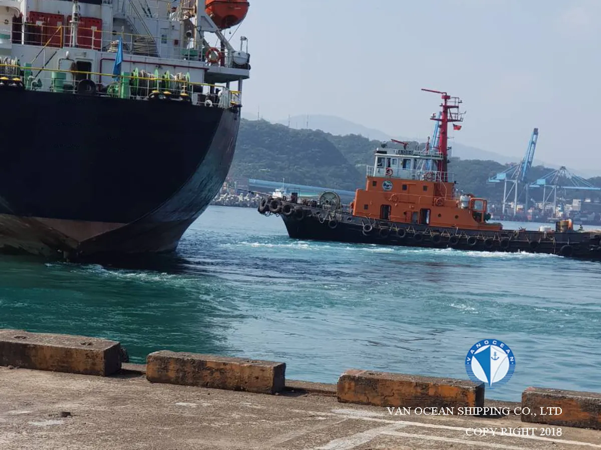 Oil/Chemical tanker for sale