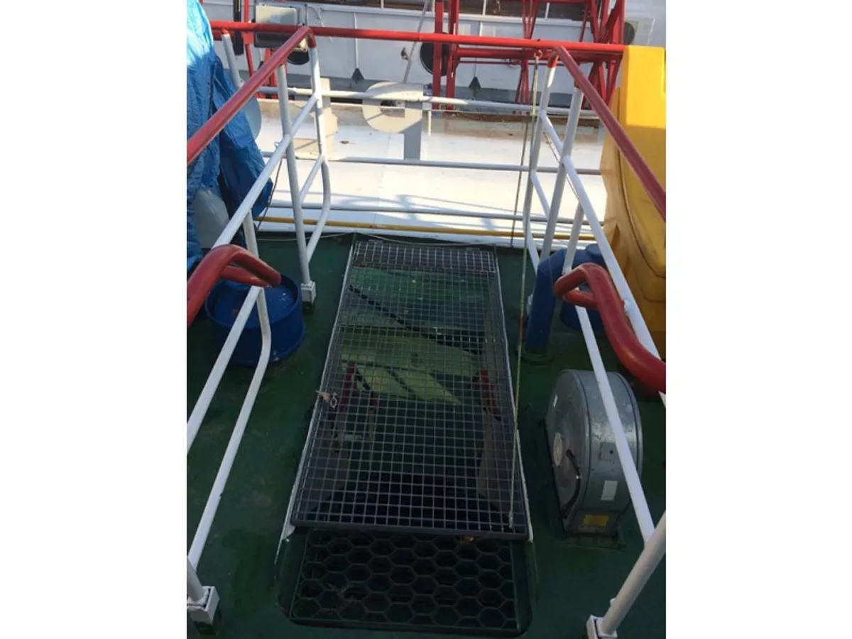 Container ship for sale