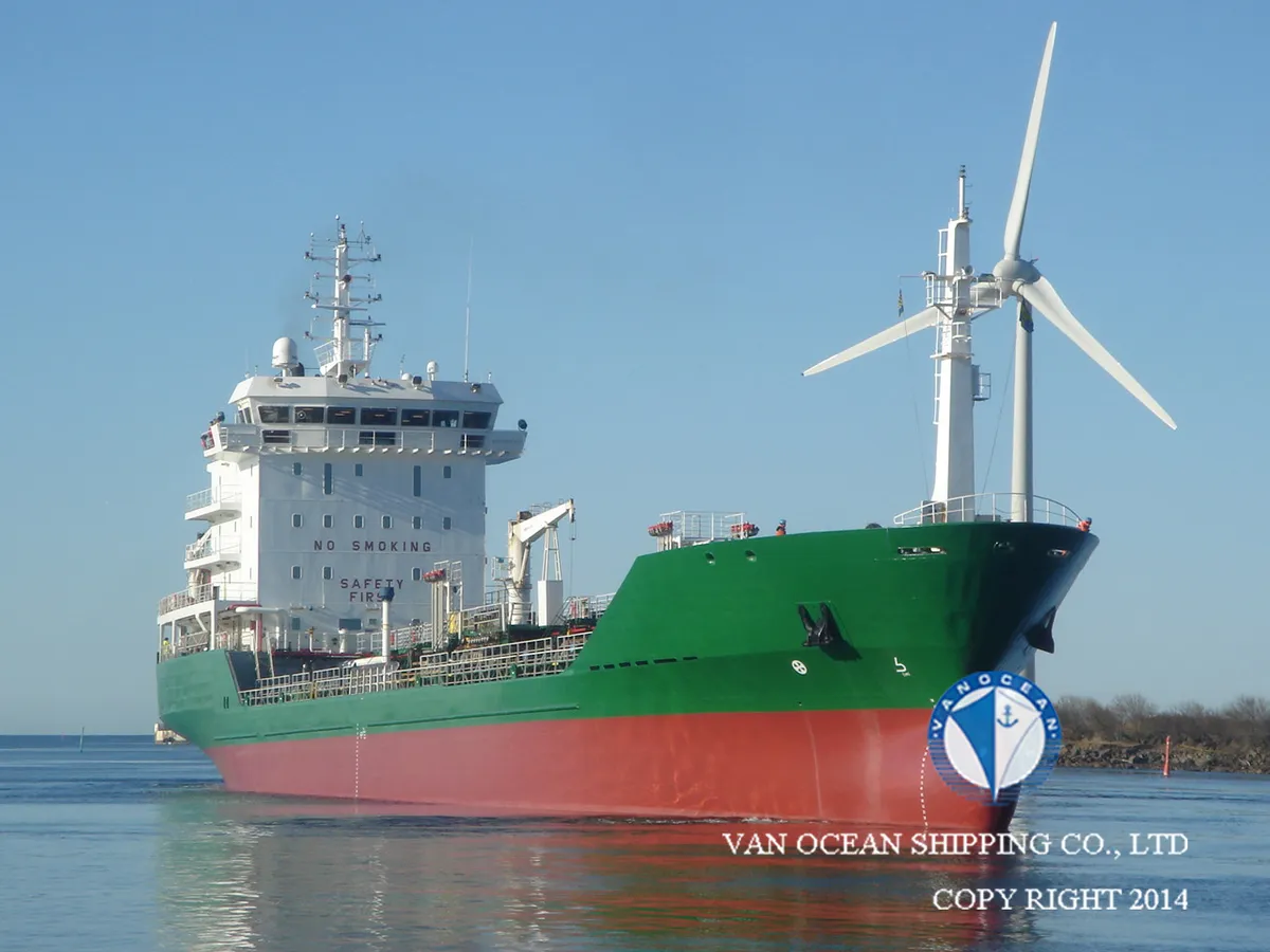 Oil/Chemical tanker for sale