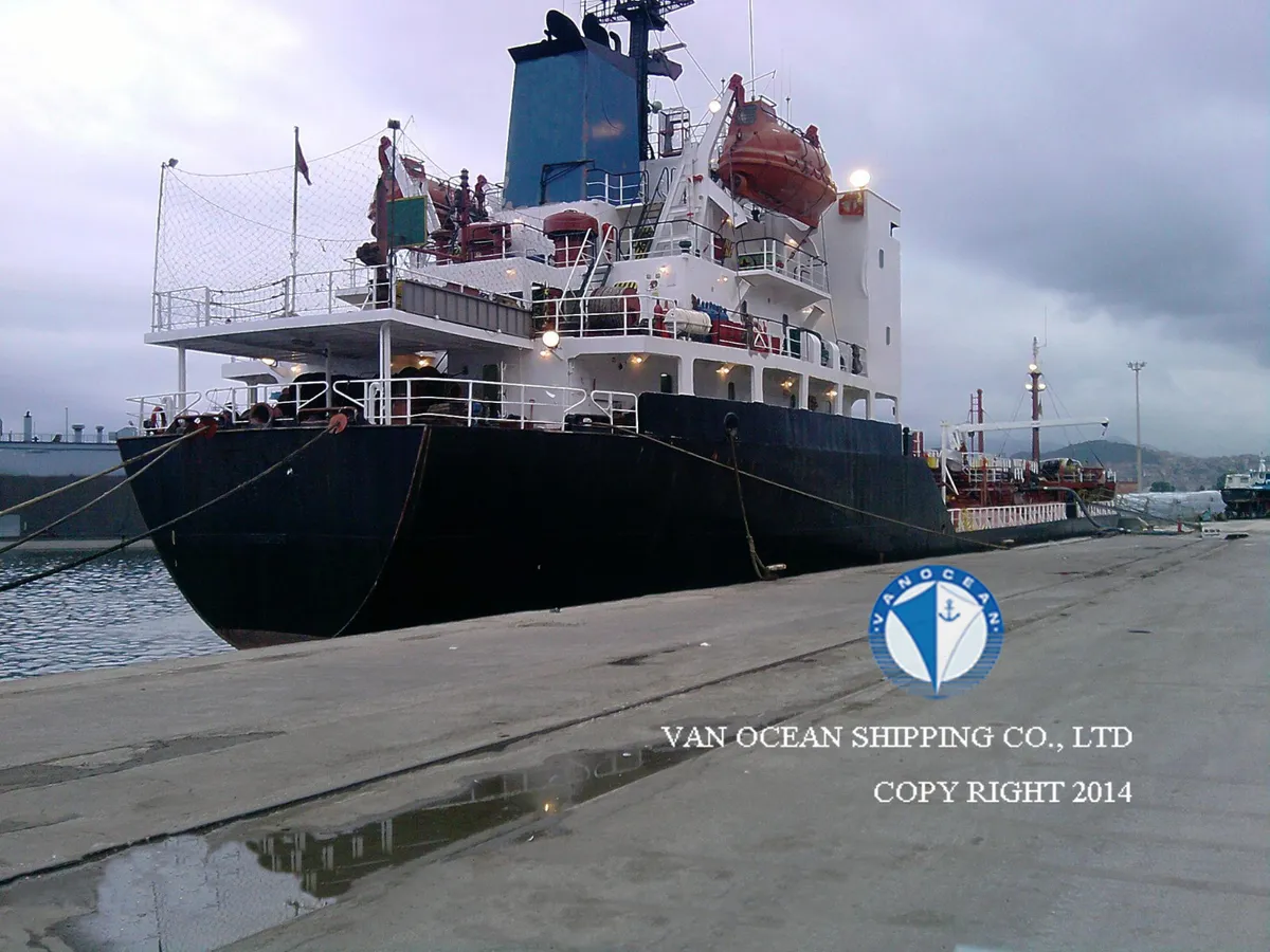 Oil/Chemical tanker for sale