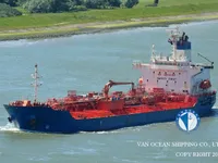 Oil/Chemical tanker for sale