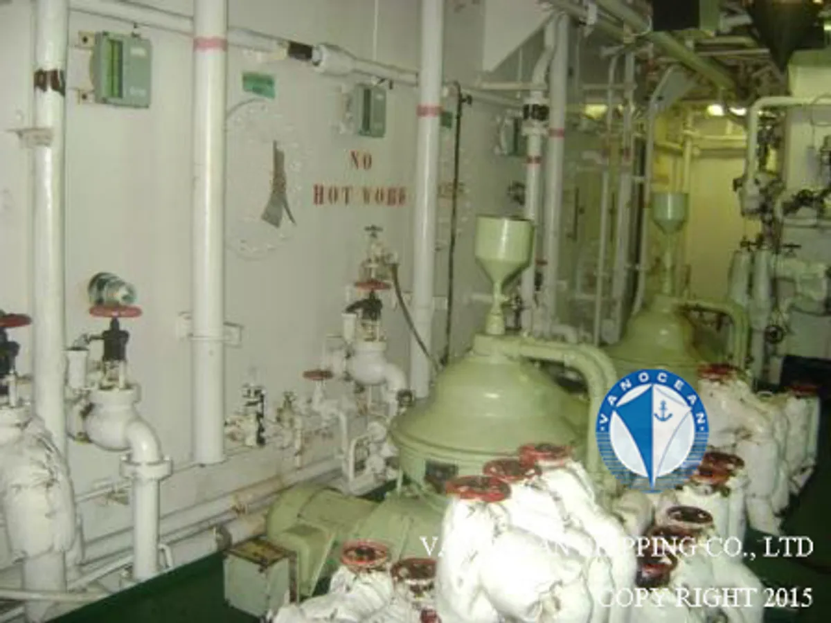 Oil/Chemical tanker for sale