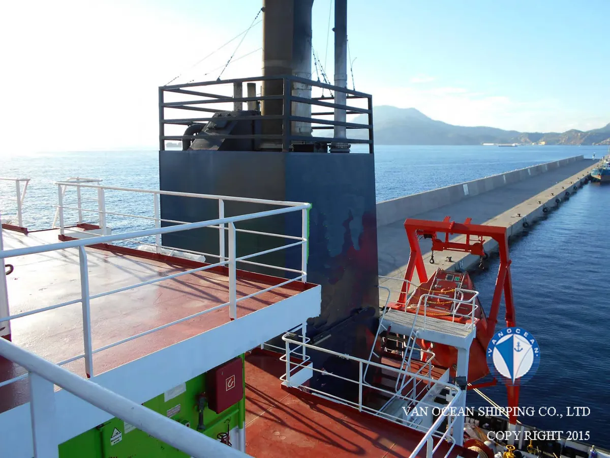 Oil/Chemical tanker for sale