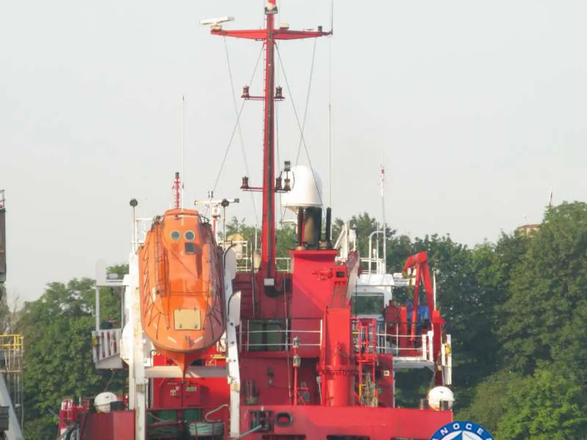 Oil/Chemical tanker for sale