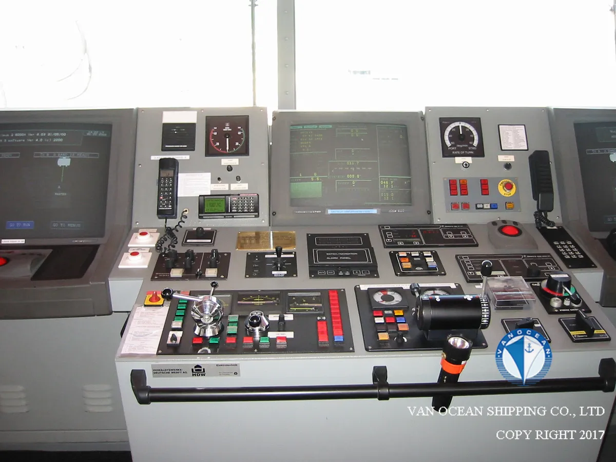 Oil/Chemical tanker for sale