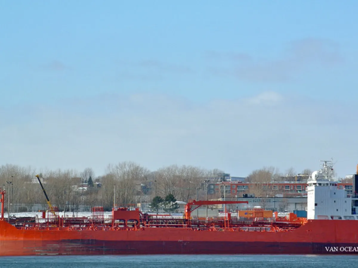 Oil/Chemical tanker for sale
