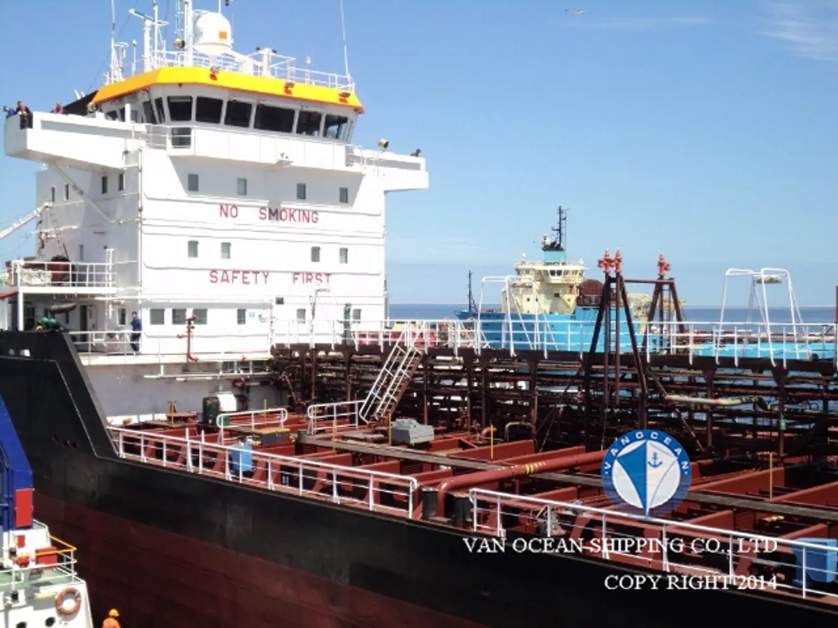 Oil/Chemical tanker for sale