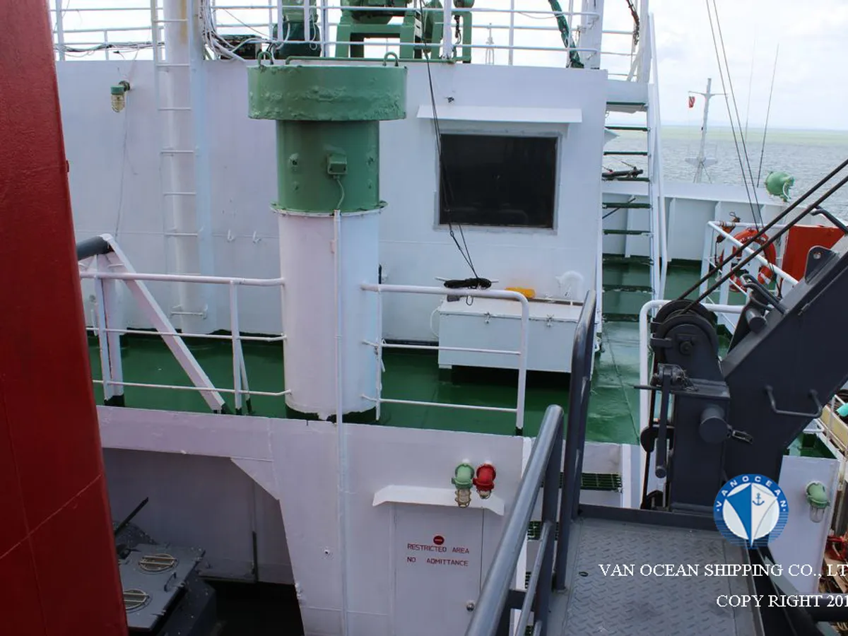 Oil/Chemical tanker for sale