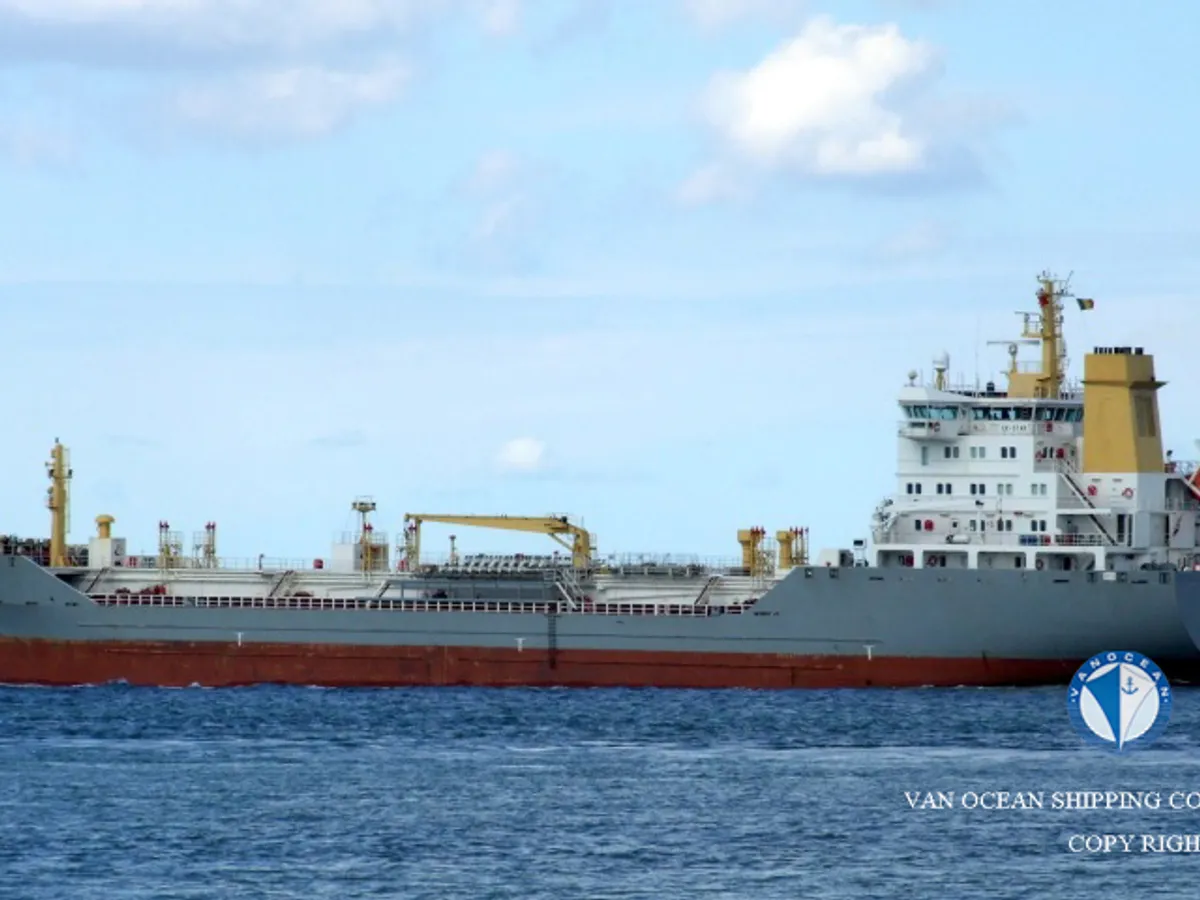 Oil/Chemical tanker for sale