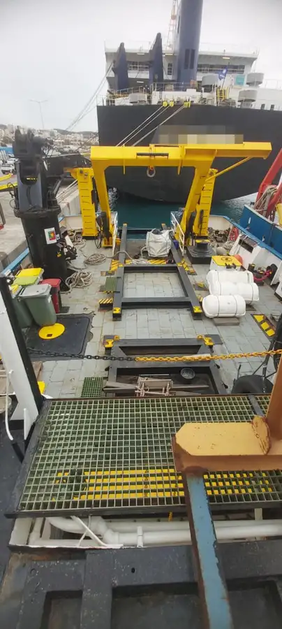 Research vessel for sale