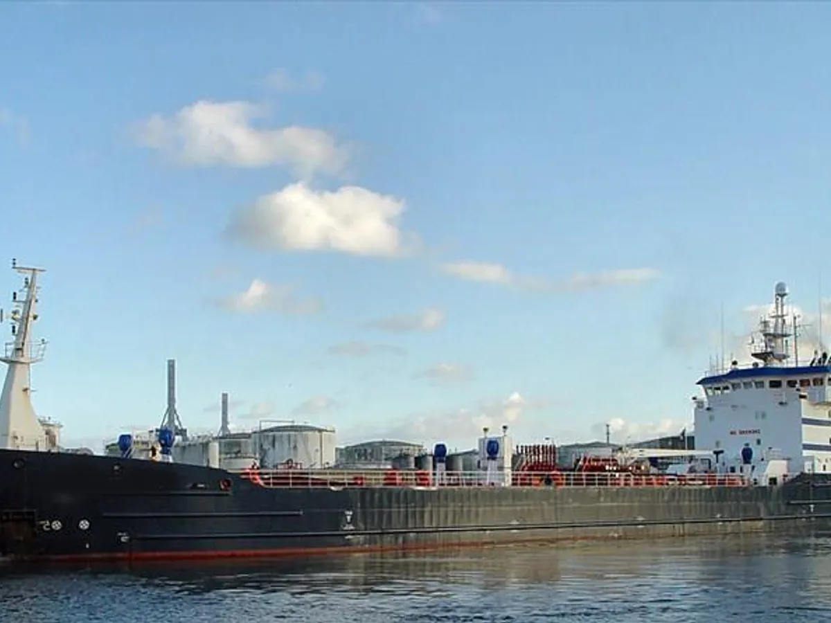 Oil/Chemical tanker for sale