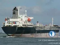 Oil/Chemical tanker for sale