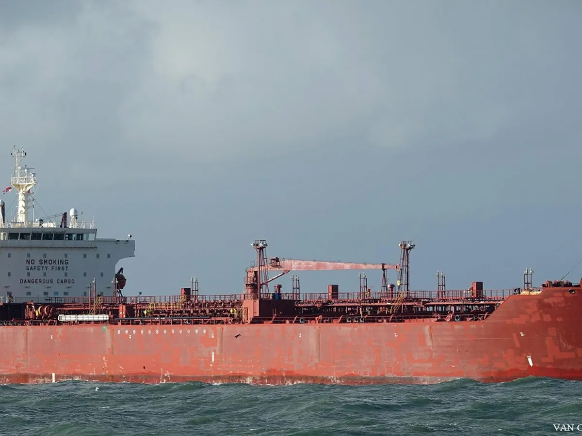 Oil/Chemical tanker for sale