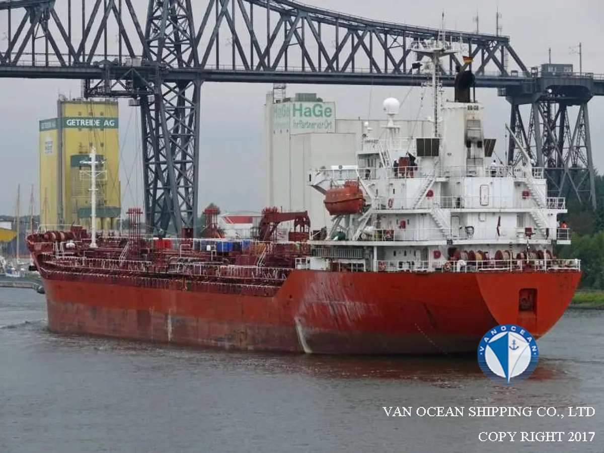 Oil/Chemical tanker for sale