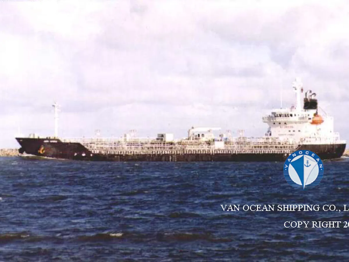 Oil/Chemical tanker for sale