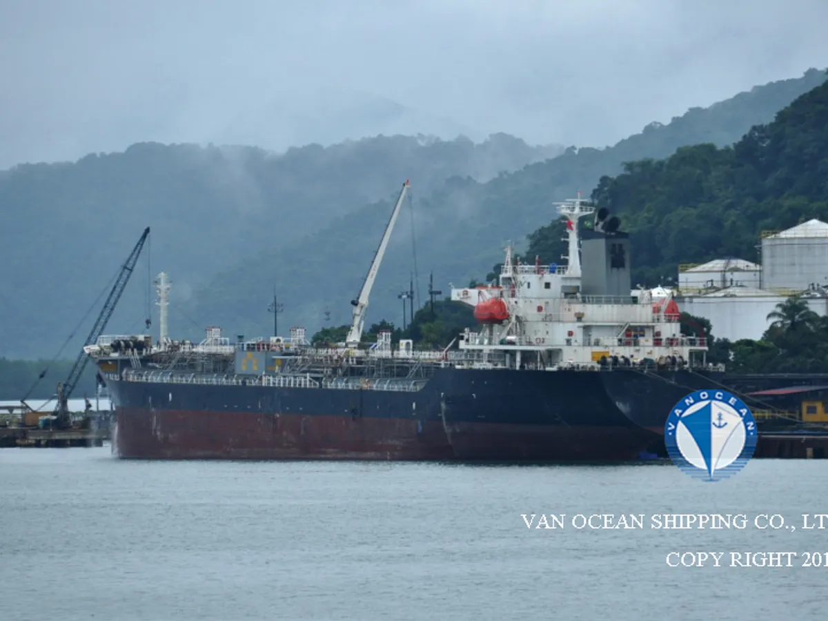 Oil/Chemical tanker for sale