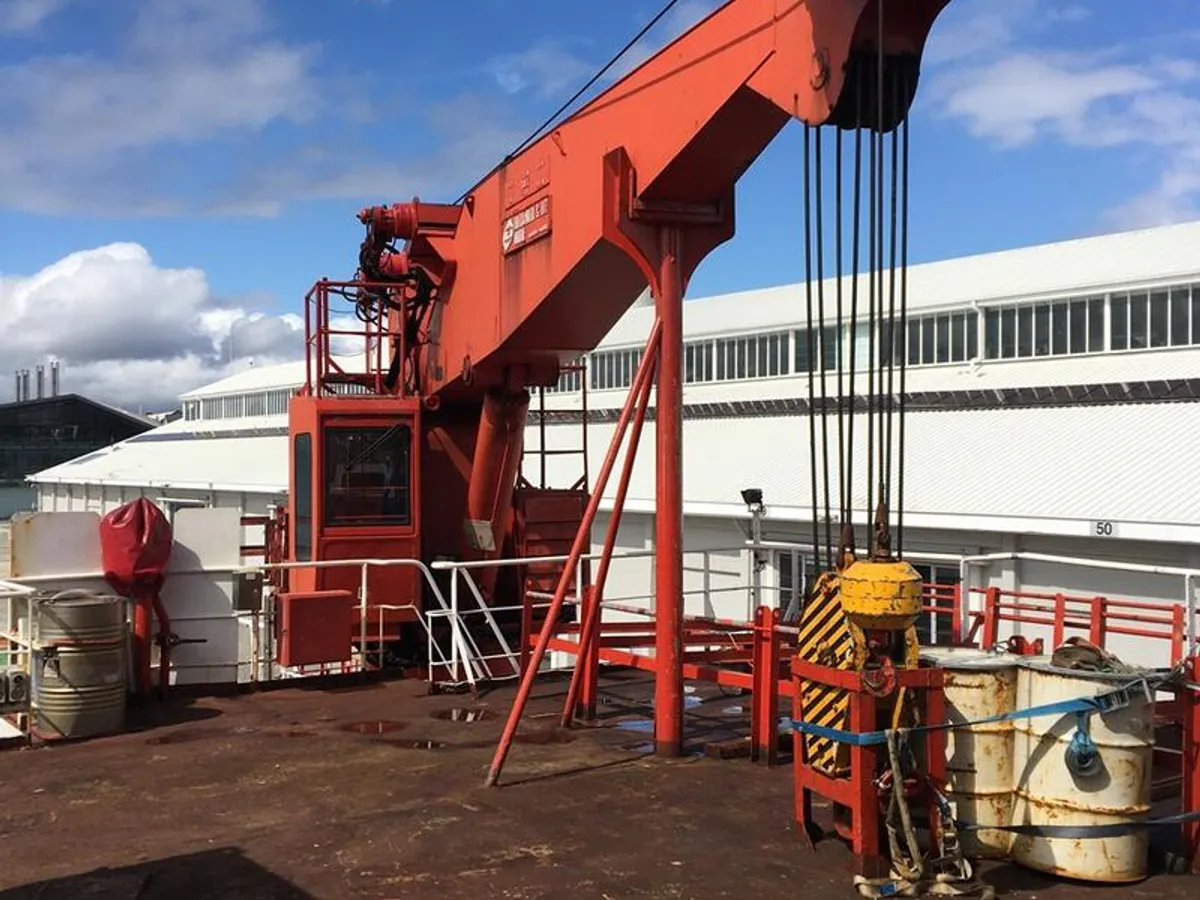 Research vessel for sale