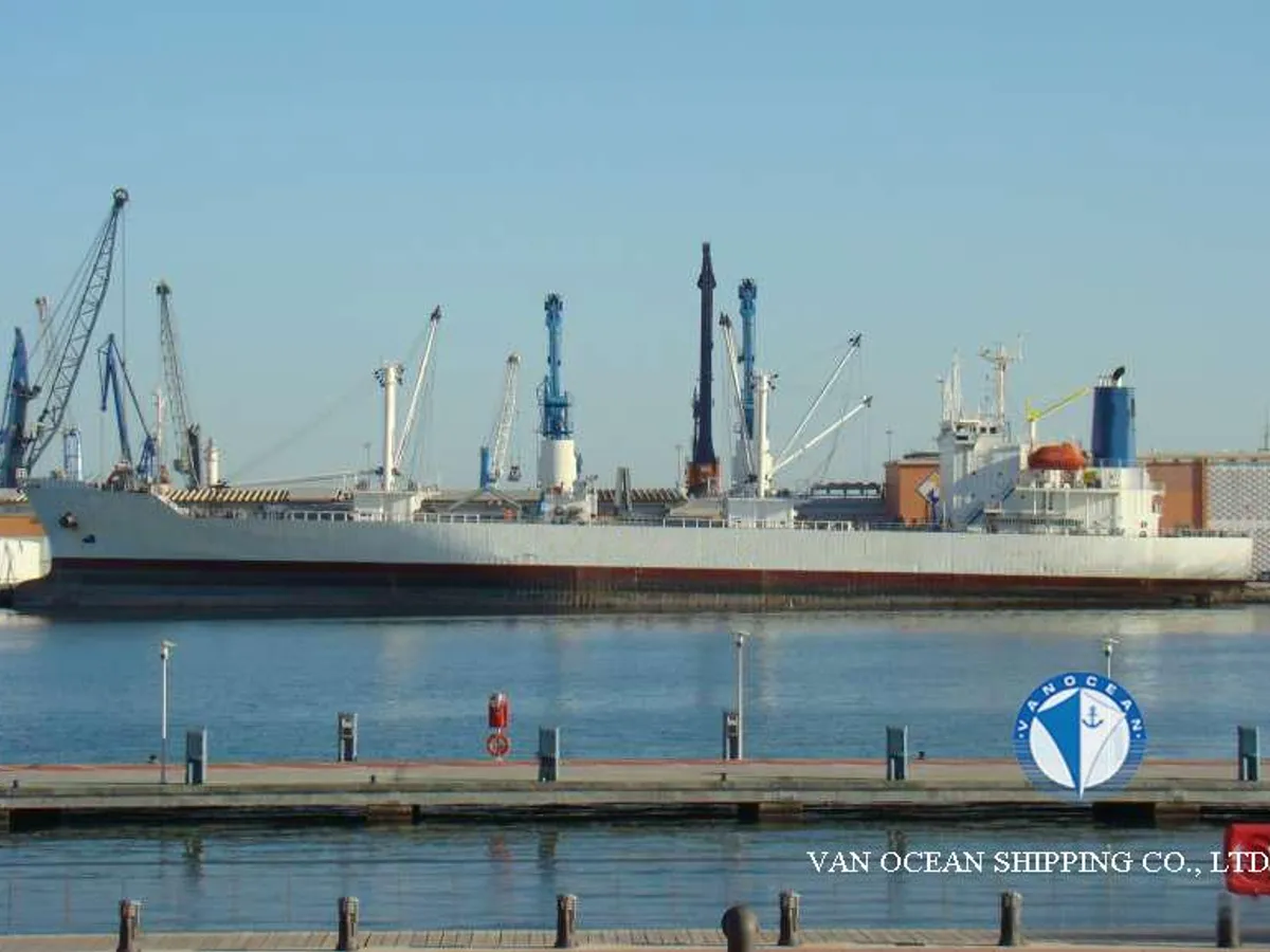 Reefer ship for sale