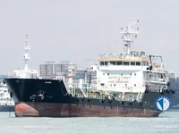 Oil/Chemical tanker for sale