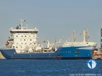 Oil/Chemical tanker for sale