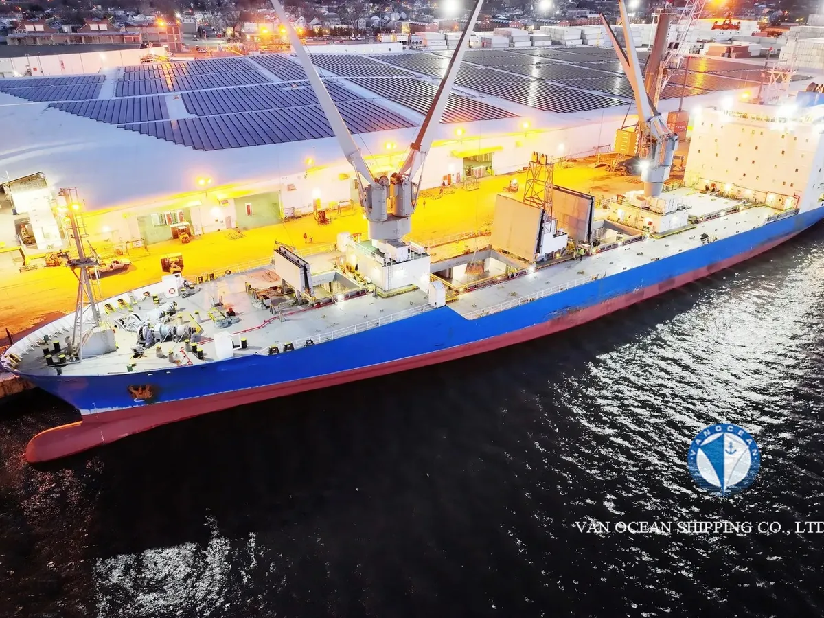 Reefer ship for sale