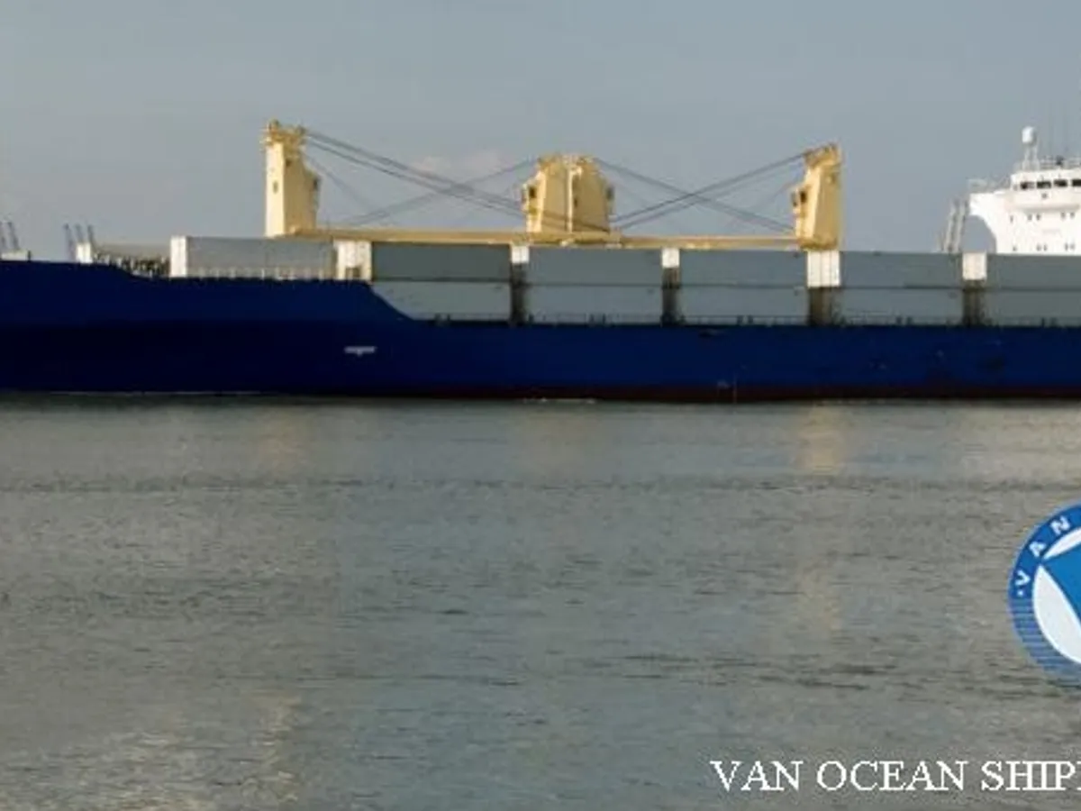 Reefer ship for sale