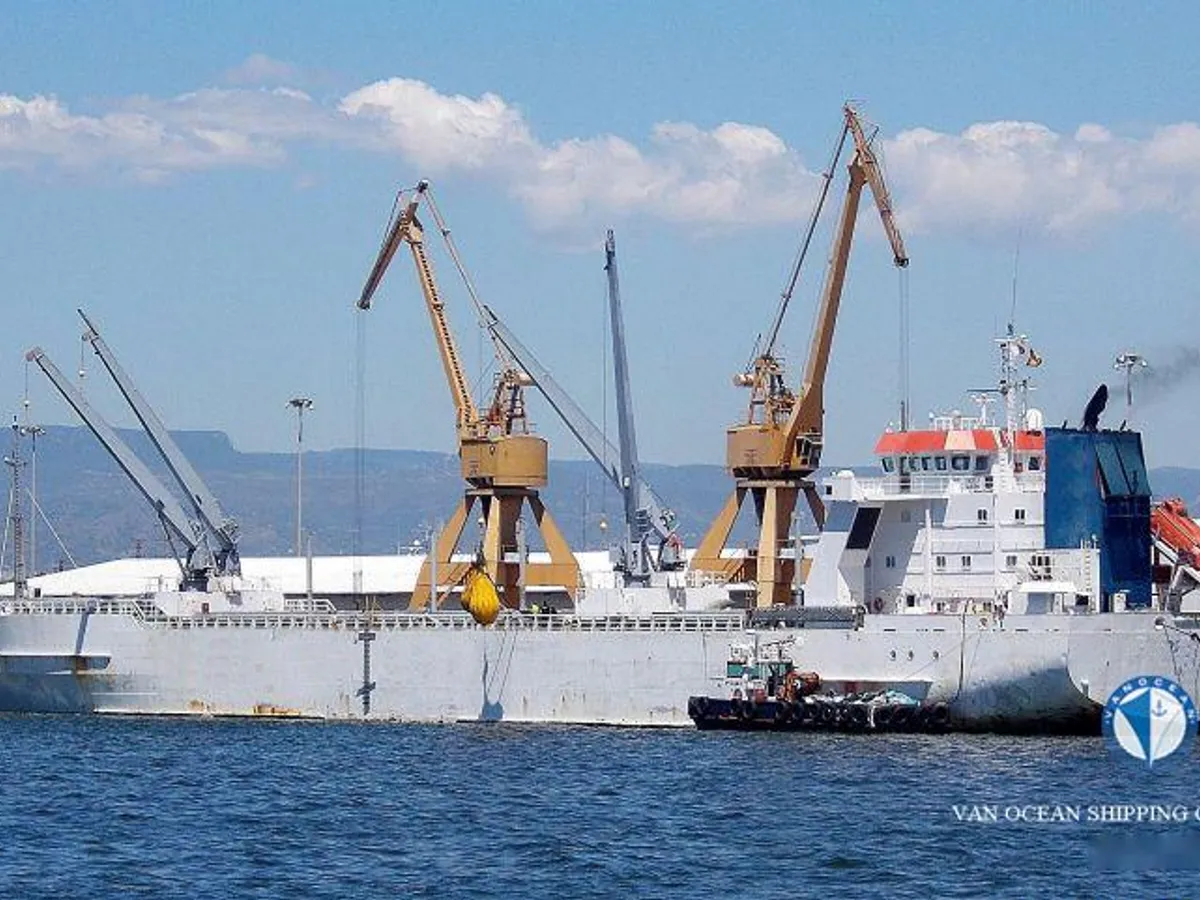 Reefer ship for sale