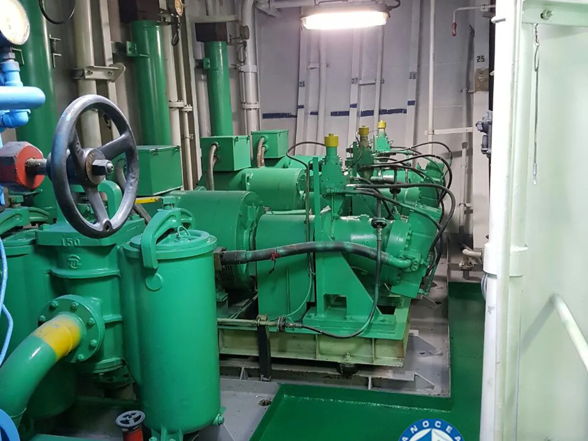 Oil/Chemical tanker for sale