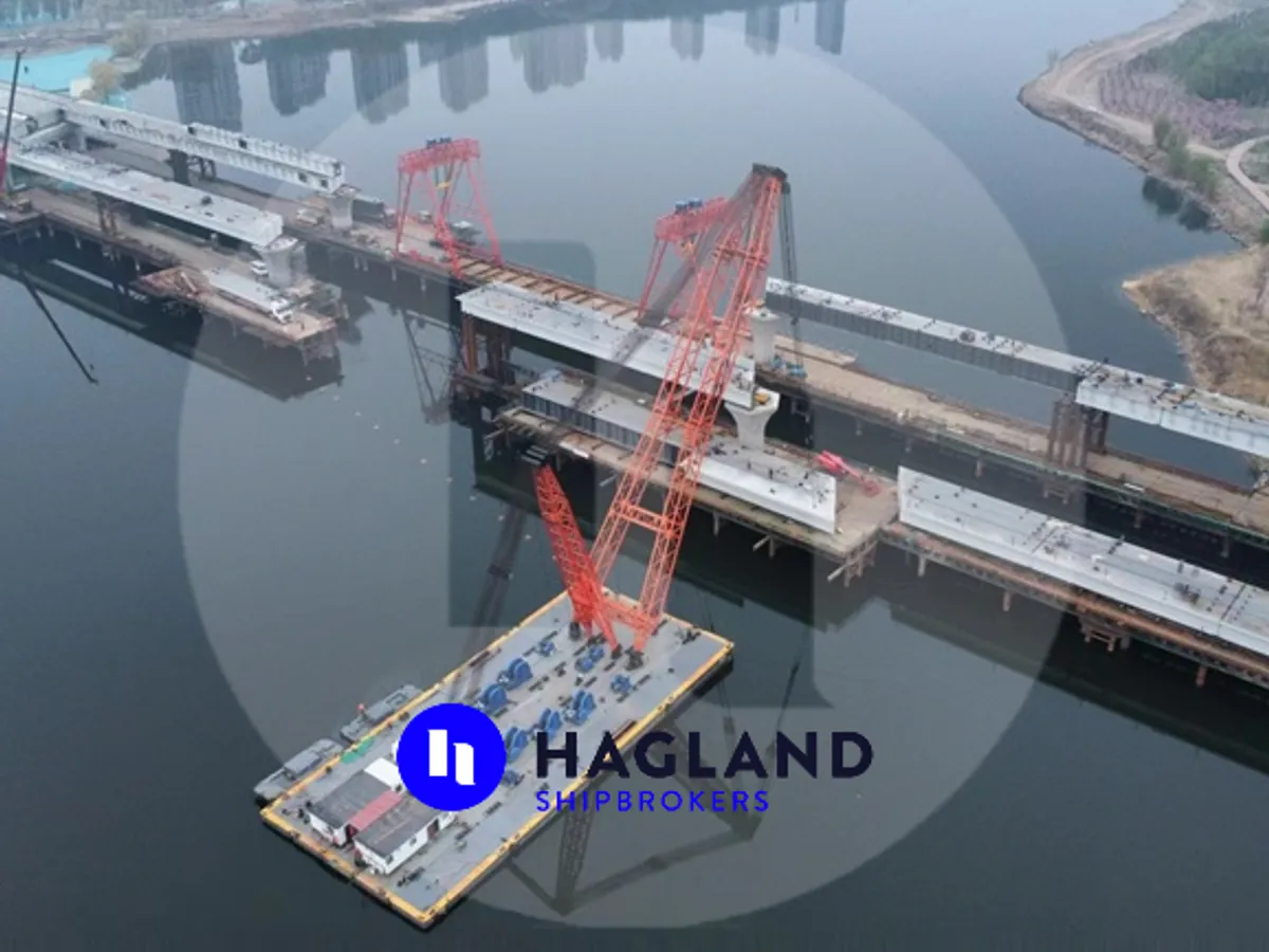 Crane vessel for sale
