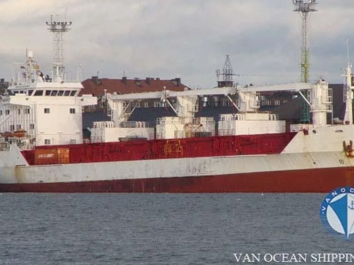 Reefer ship for sale