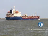 Oil/Chemical tanker for sale