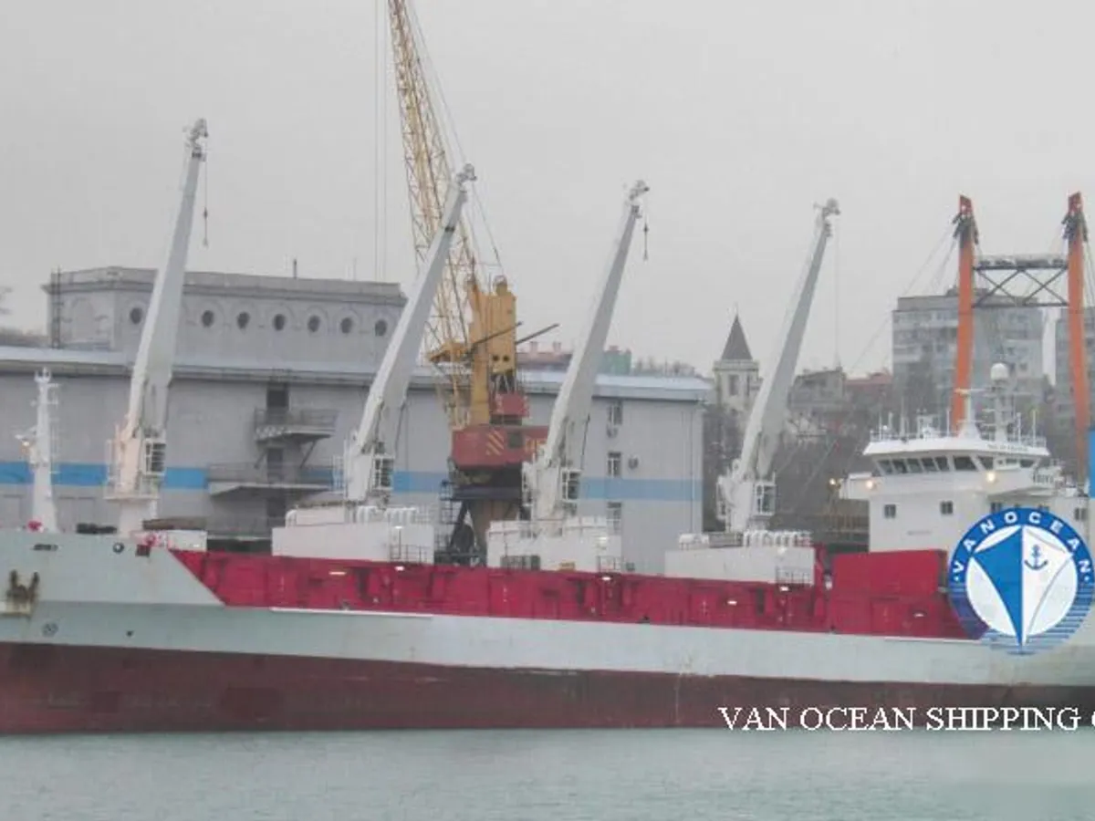 Reefer ship for sale