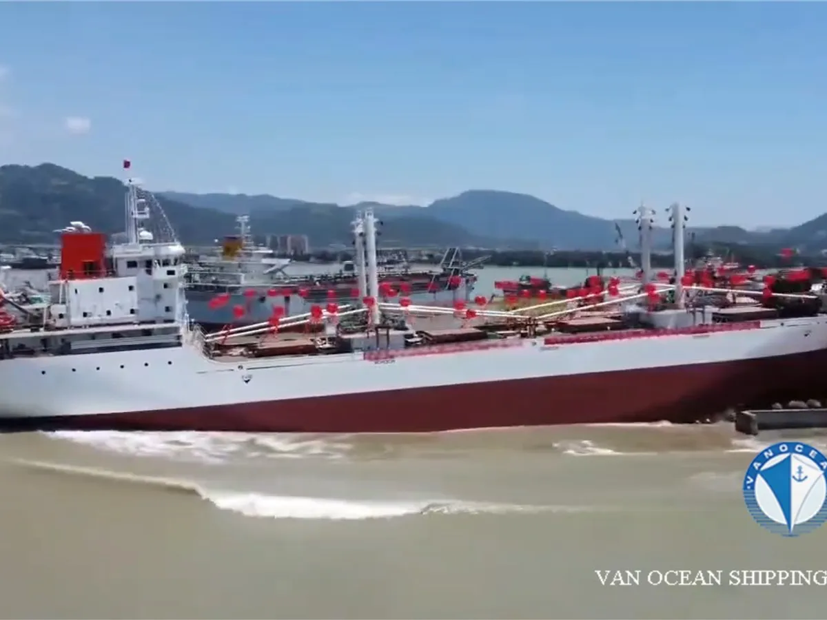 Reefer ship for sale
